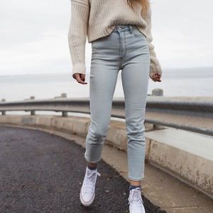 BDG Girlfriend High-Rise Jeans